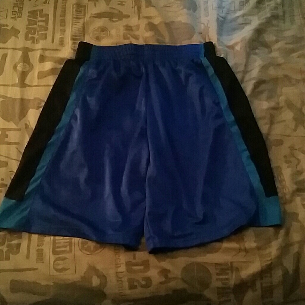 Athletic shorts